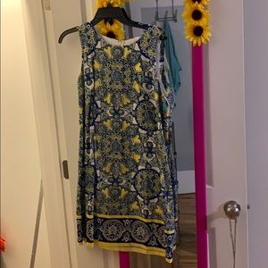 Size 16 dress sleeveless